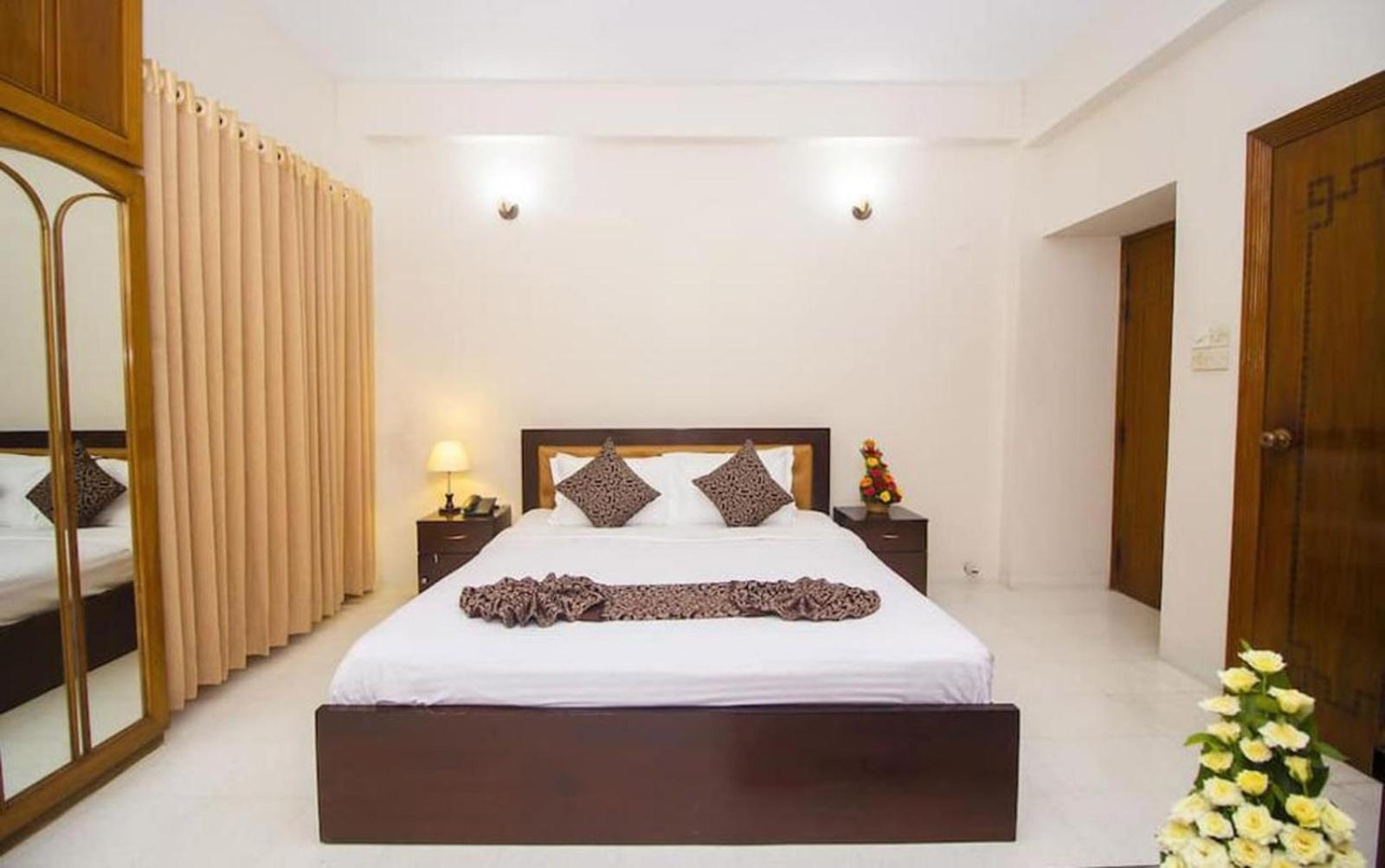 Hotel Suite Palace Baridhara Dakka Kültér fotó